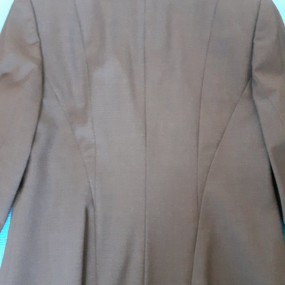 Ann Taylor classic fit lightweight blazer - Picture 2 of 4